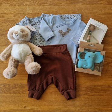 Babypaket nr 6 storlek 44 70% rabatt!
