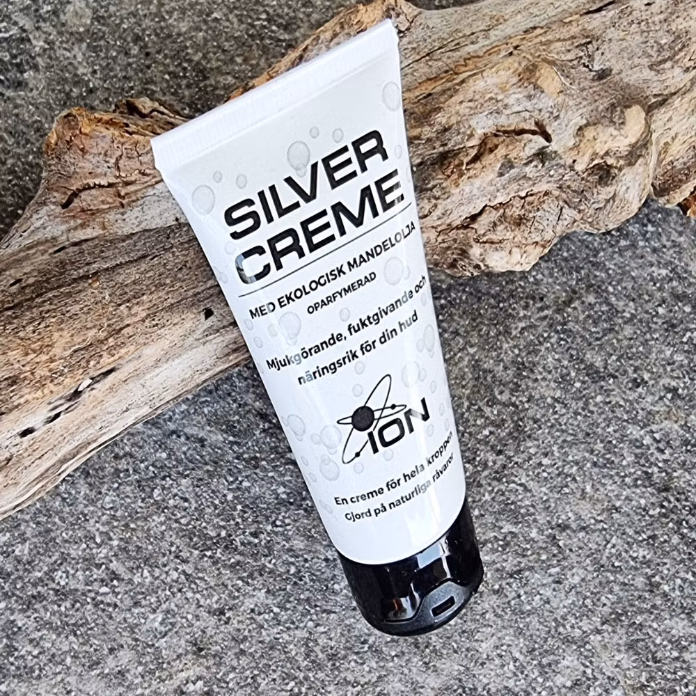 Silver Creme