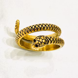 Ring – Nagini guld