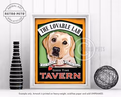 Konsttryck Krista Brooks, Lovable Lab Tavern – Labrador retriever, gul