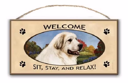Skylt, Welcome – Pyrenéerhund