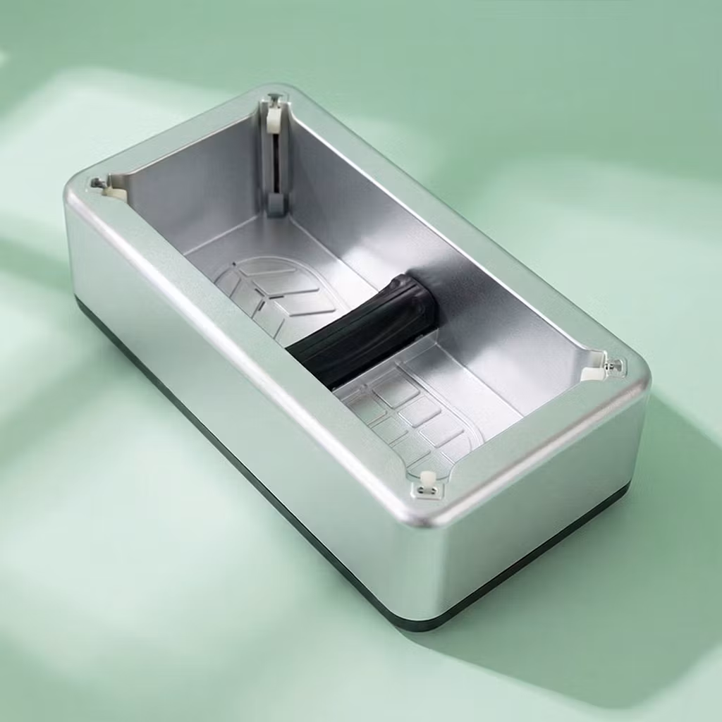 Kengänsuoja-automaatti (+100 suojapussia)