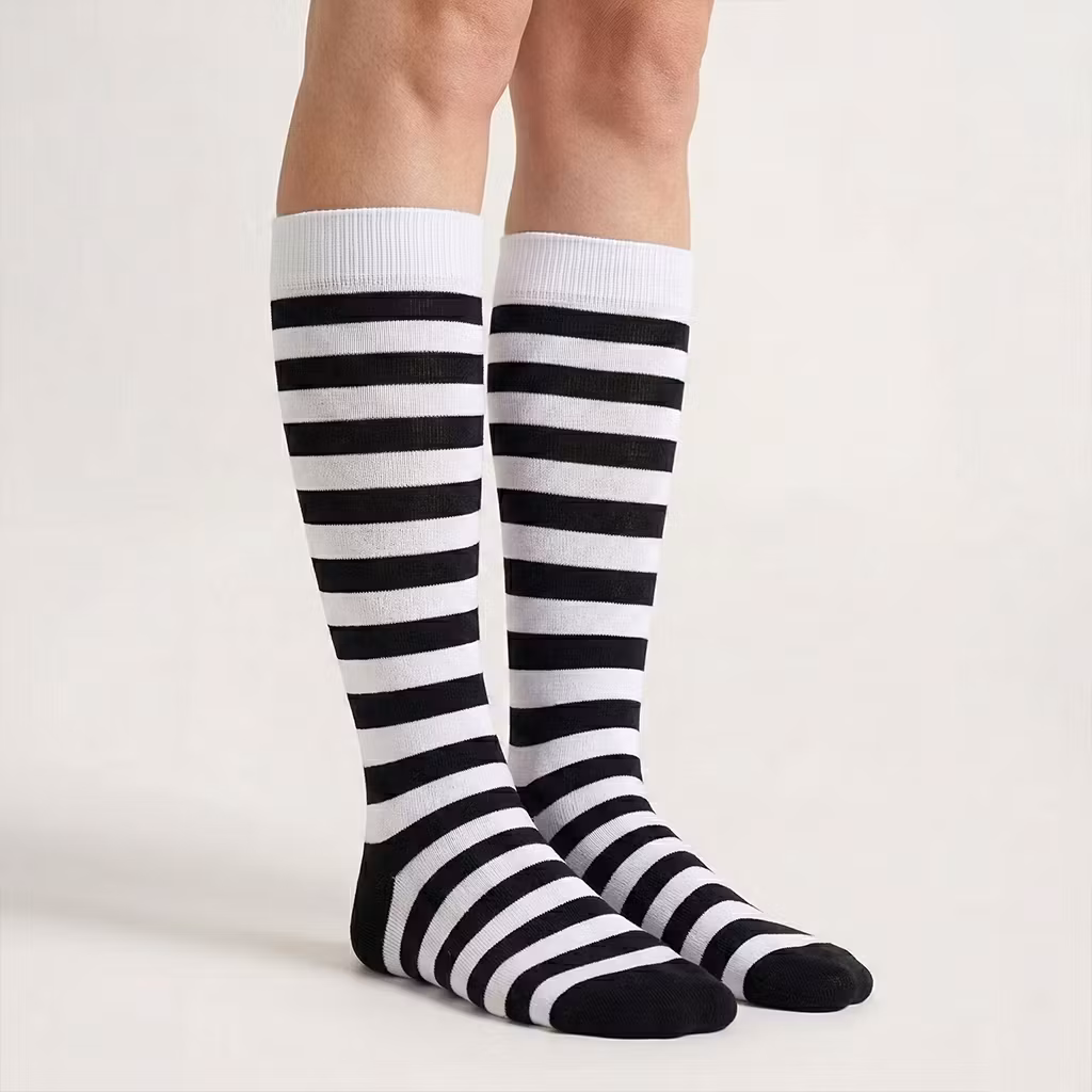 Raidalliset tukisukat (mustavalkoiset)