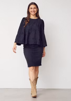 Isay Juna blus