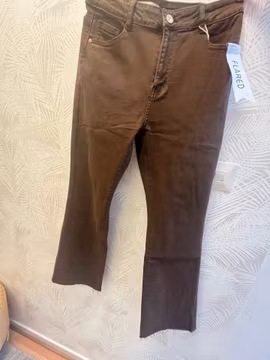 Folyrose flare jeans chokladbrun