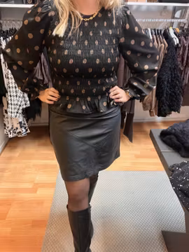 Sisters point kjol fakeskinn