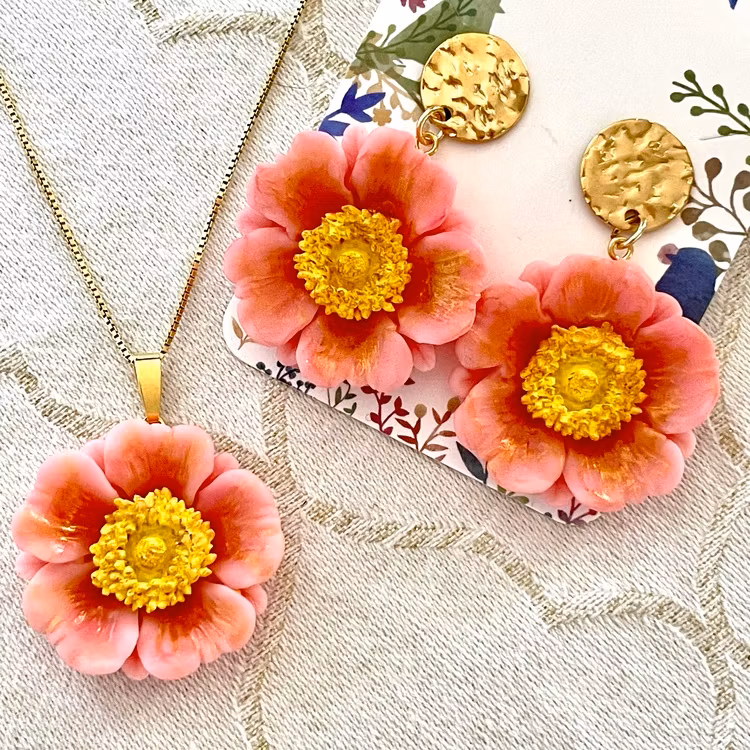 Solitaire earring Flowers