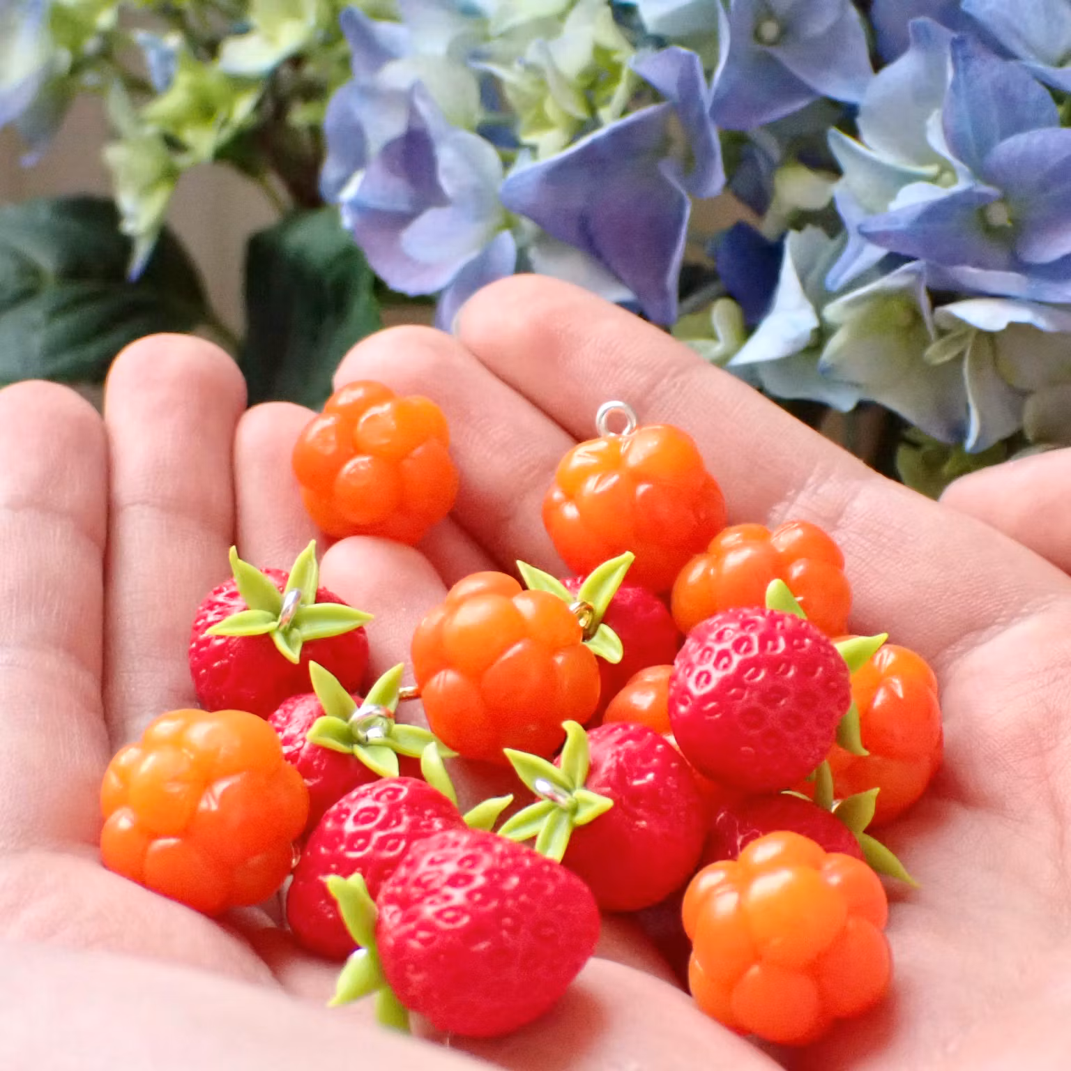 Cloudberry Earrings 1 pair Silver/Gold/Rhinestone