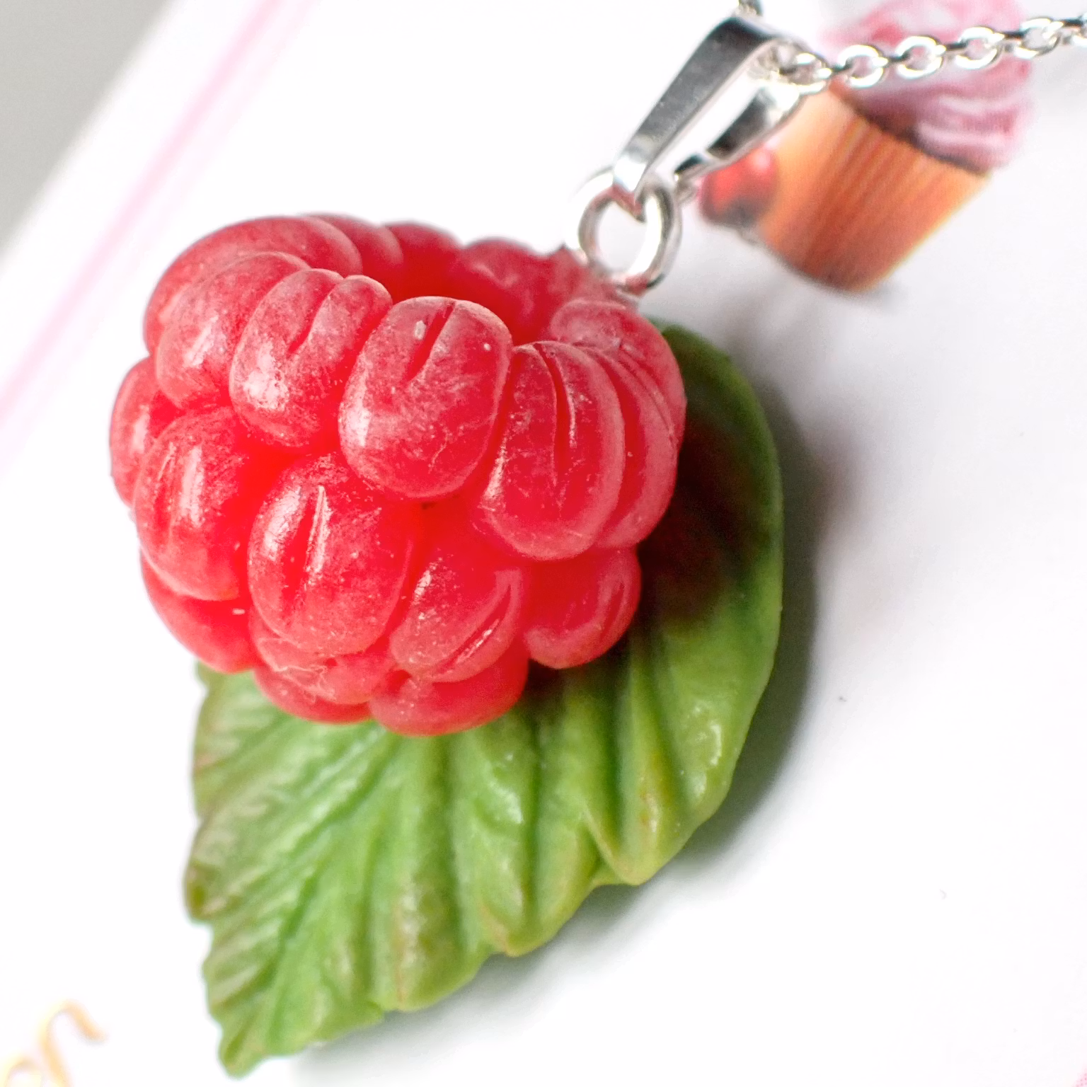 Himbeeren mit Blättern - Halskette Silber/Gold