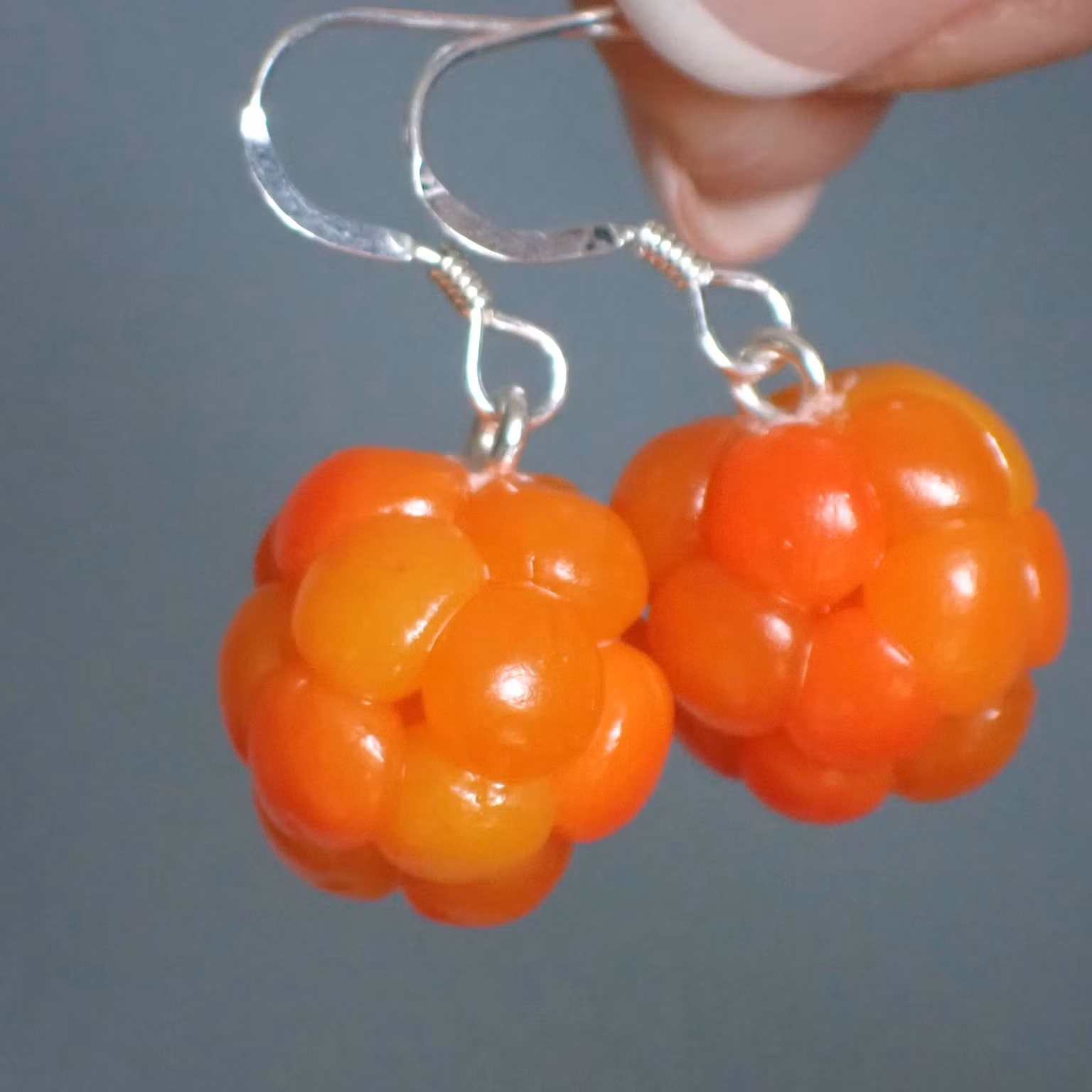 Solitaire earring Fruit and Berry