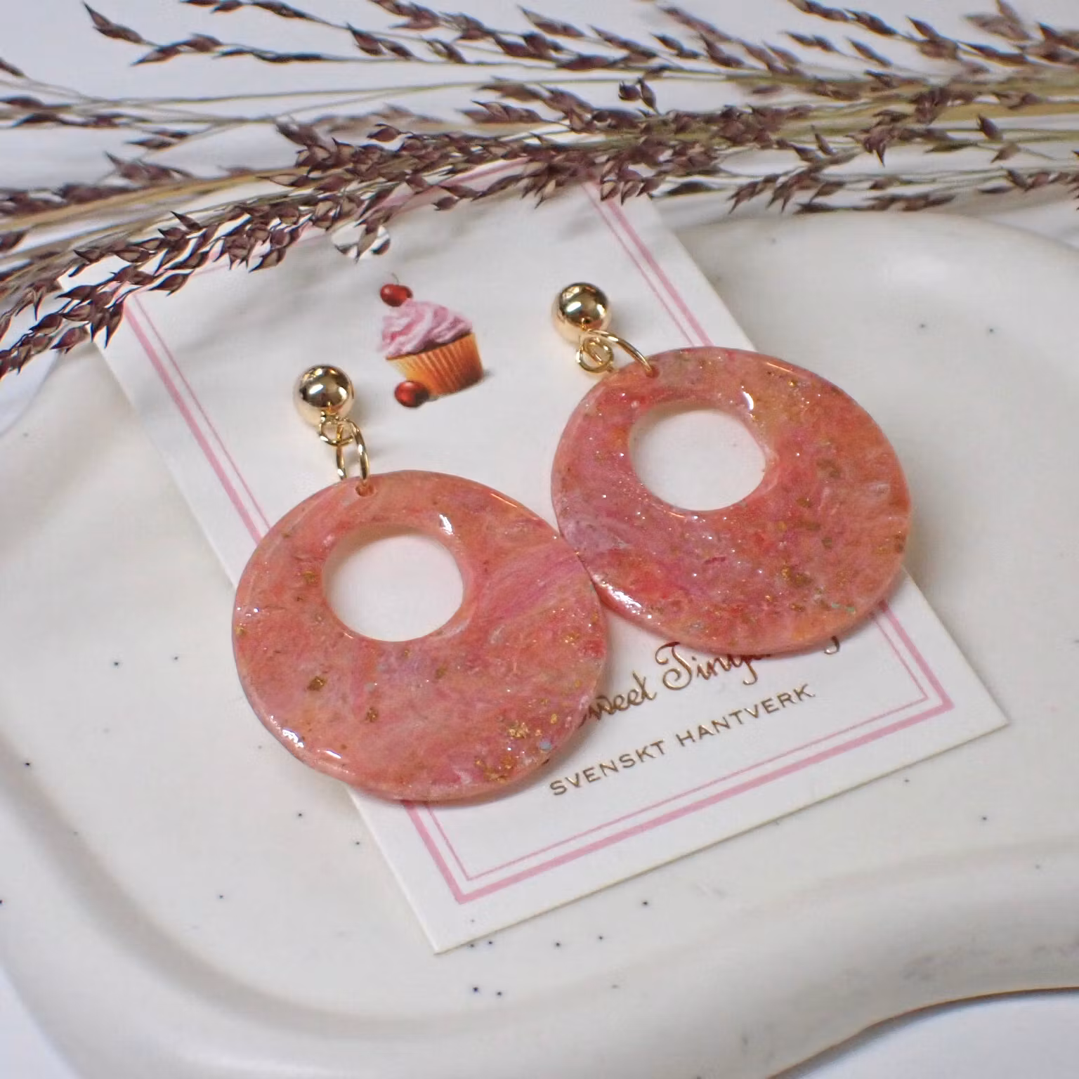 Sofia Circle Assym Donut