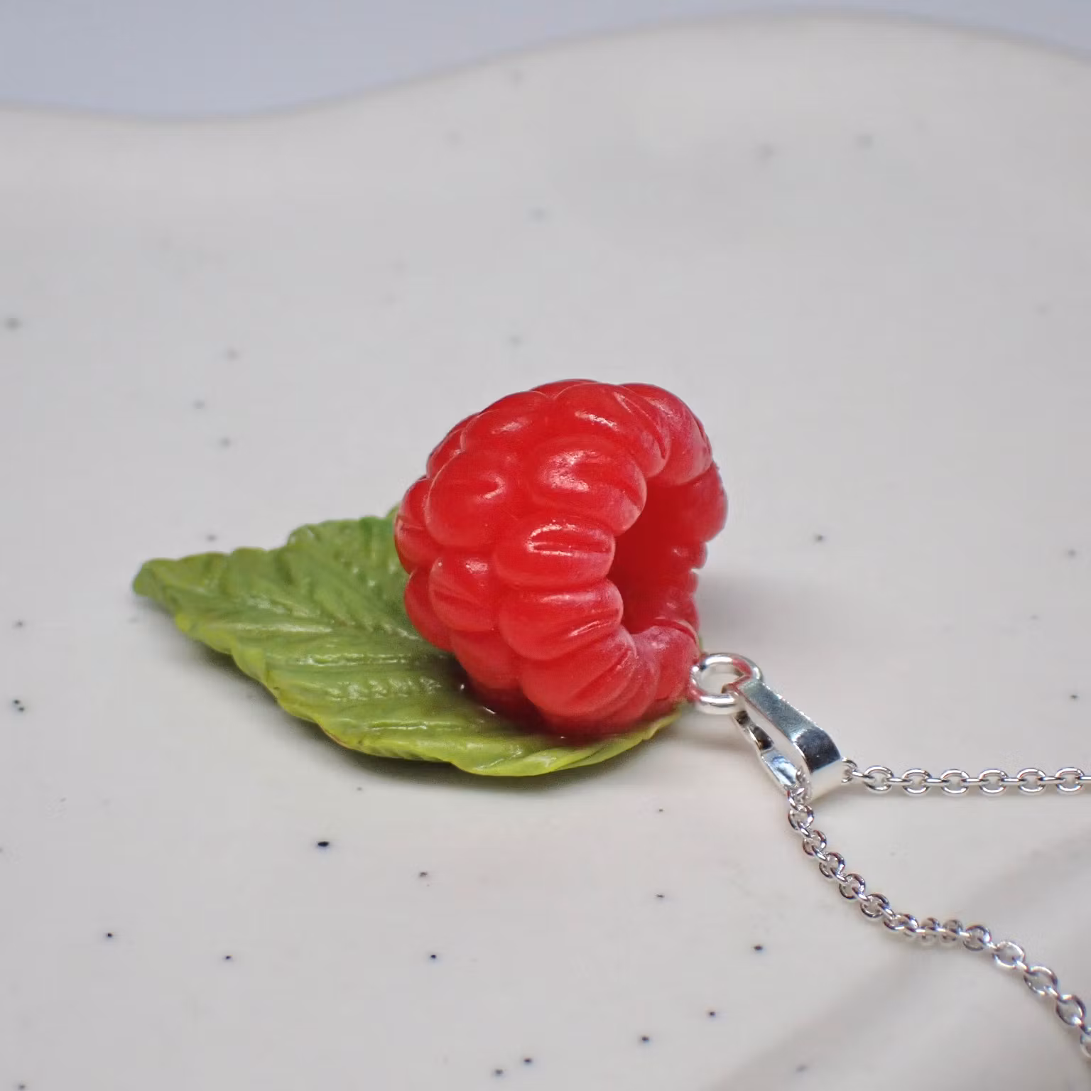Himbeeren mit Blättern - Halskette Silber/Gold