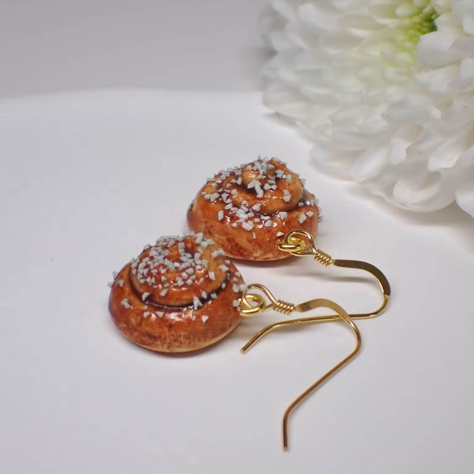 Cinnamon Bun Earrings