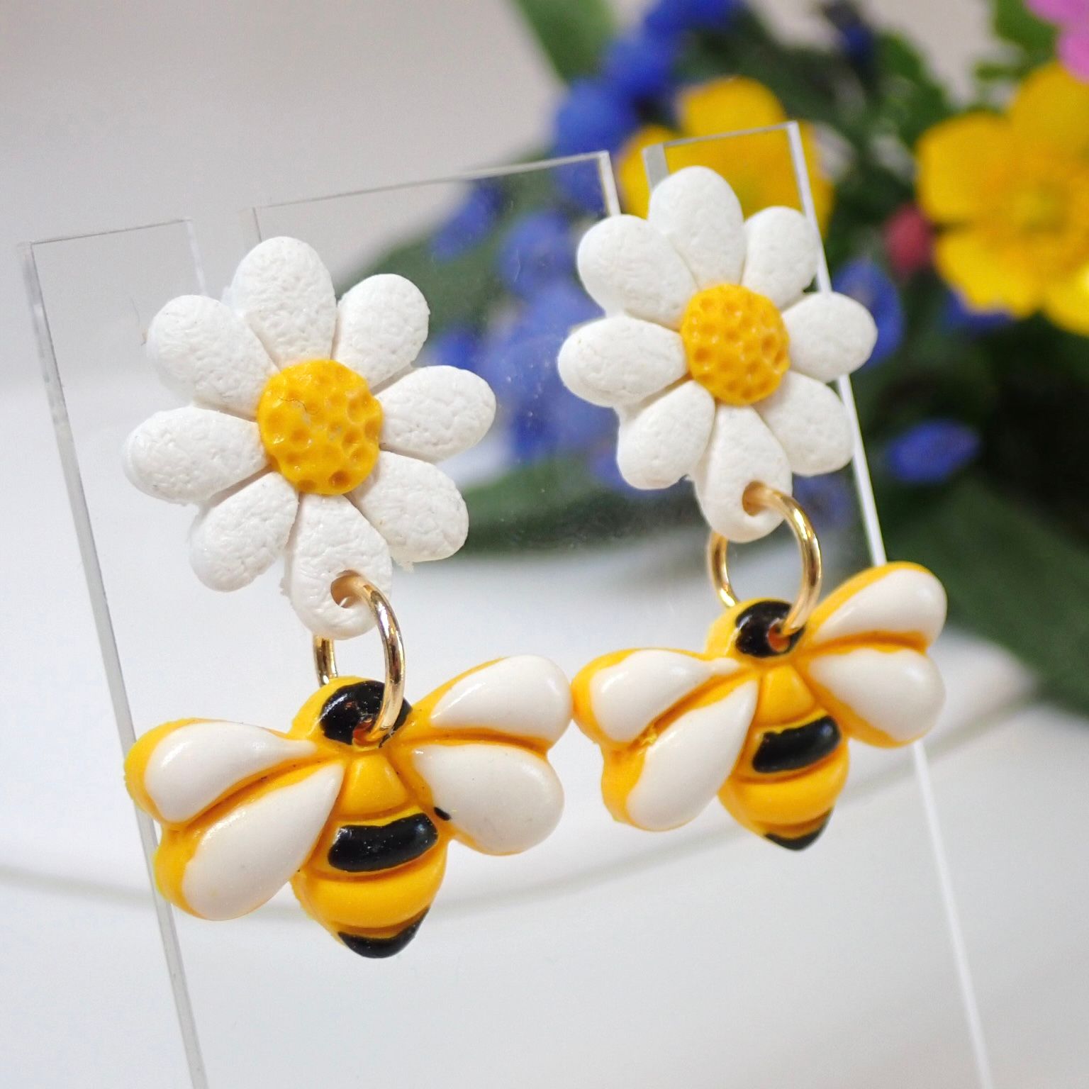 Daisy Bee