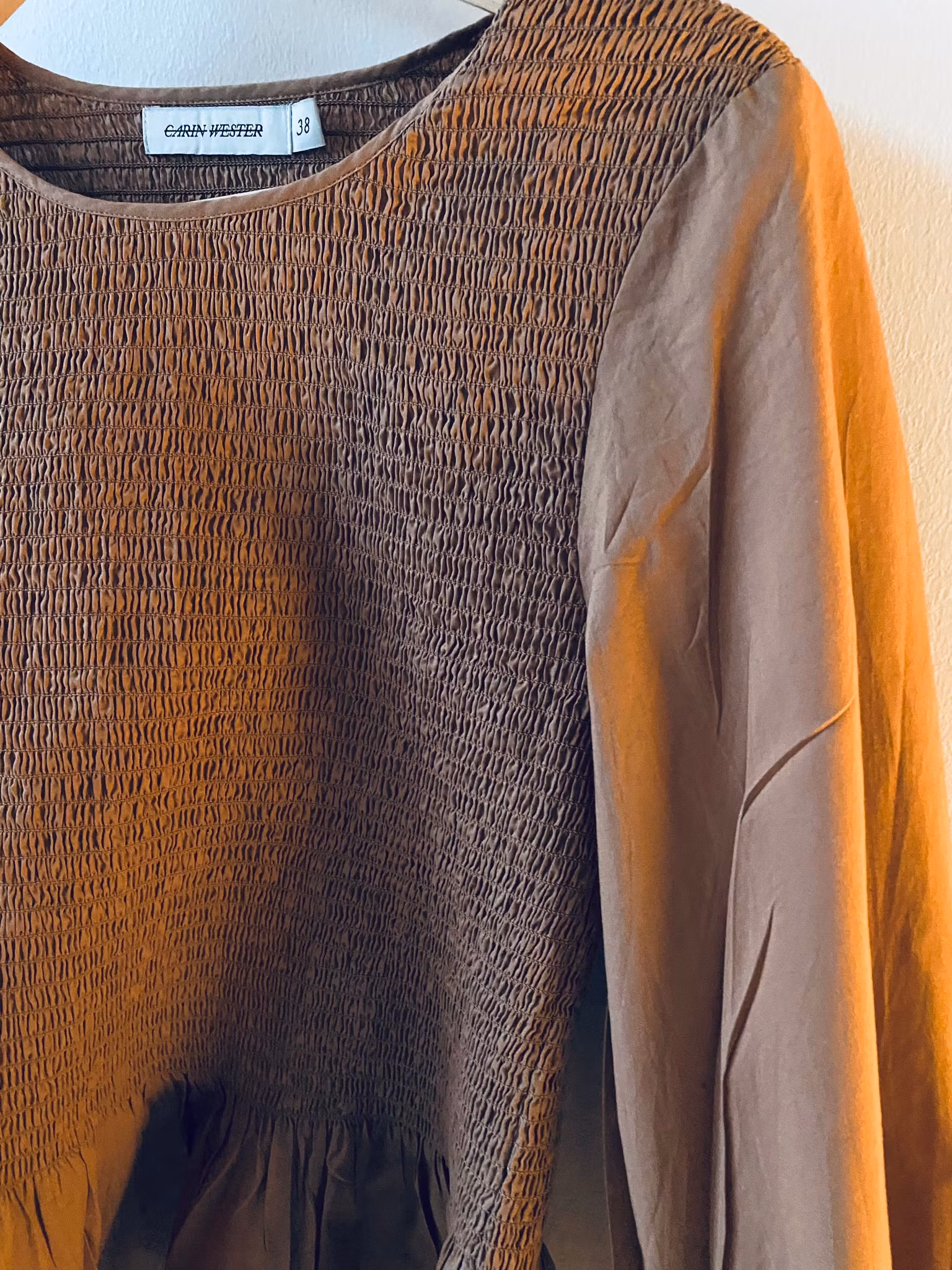 Smockad blus Carin Wester