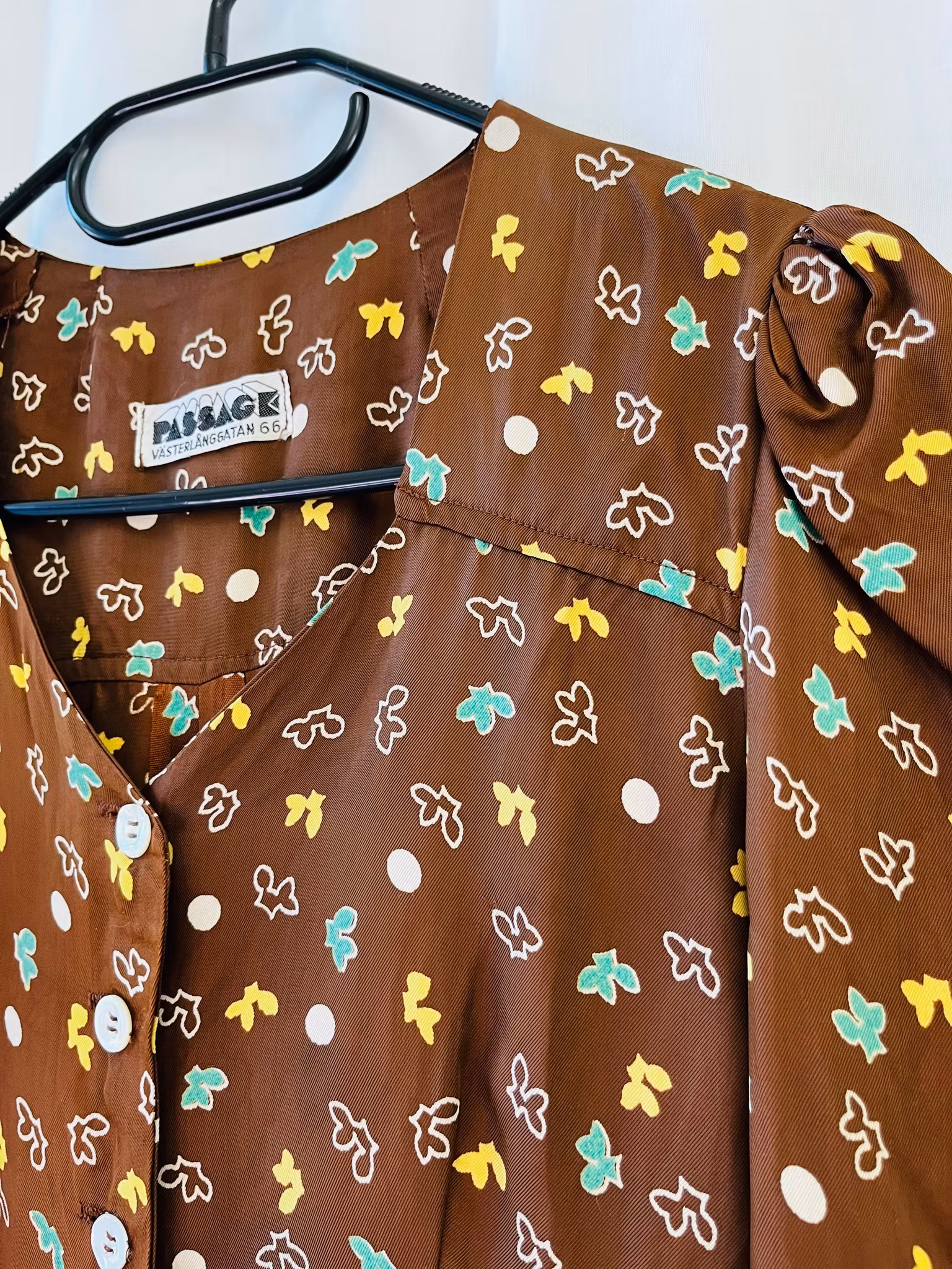 Vintage mönstrad blus i brunt