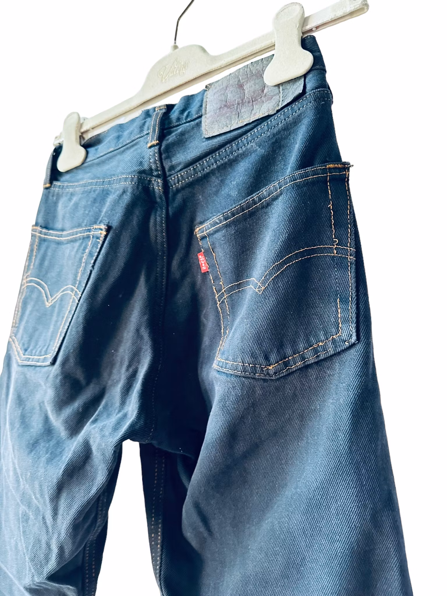 Levi’s 501 - färgade ca XS
