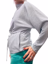 Silvertröja med dragsko i midjan