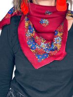 Vintage vinröd scarf med blommor