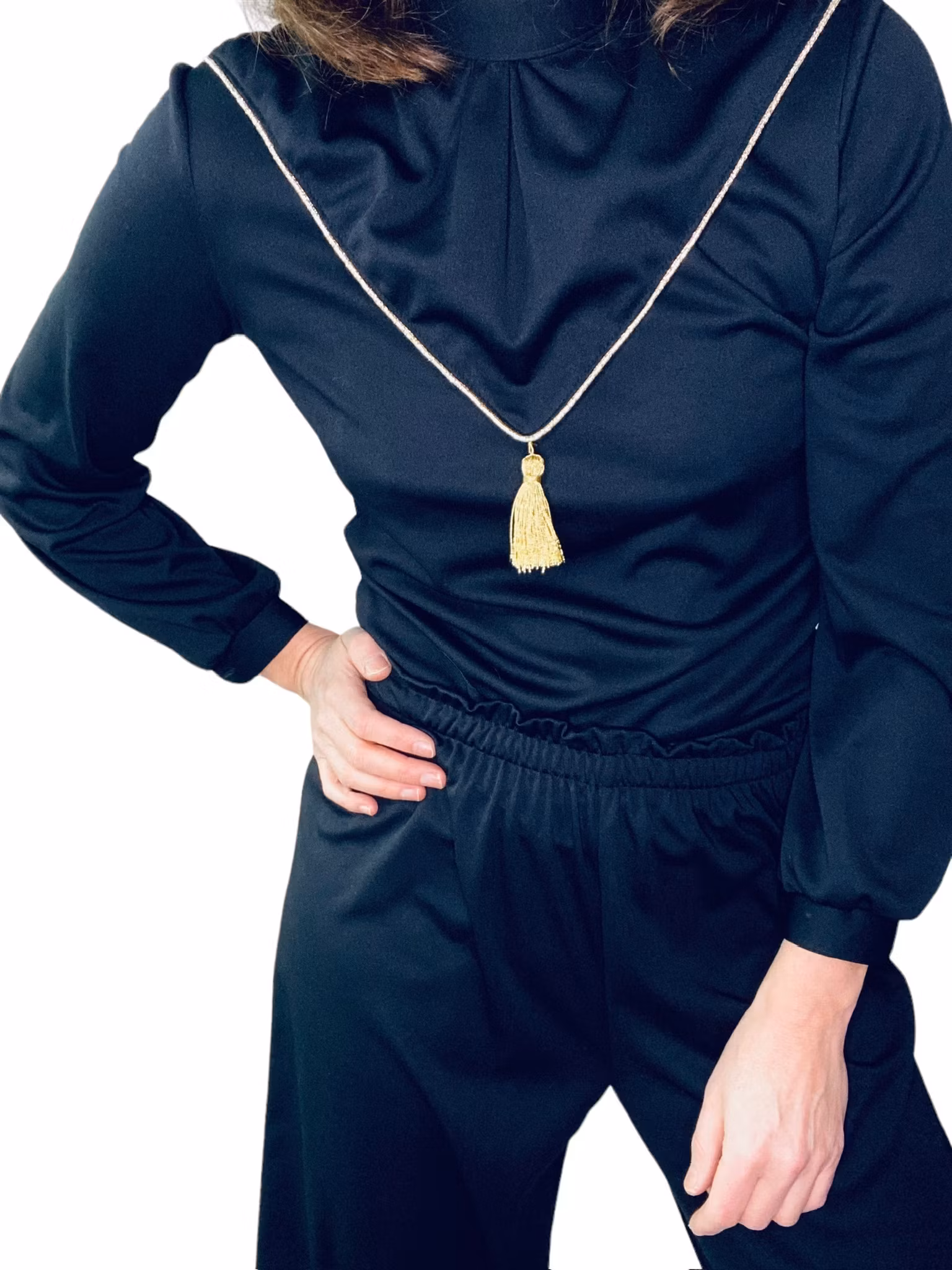 Vintage set i svart med gulddetaljer