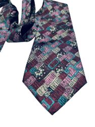 Lila- och rosamönstrad sidenslips