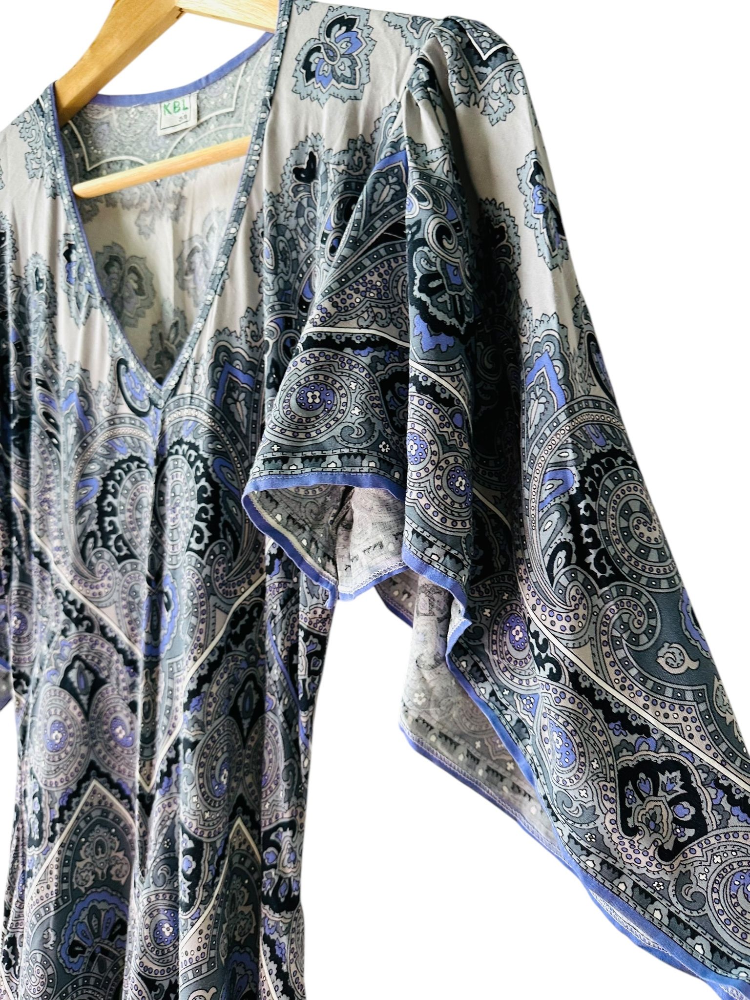 Vintage klänning med scarves-mönster