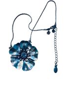 Pilgrim halsband med stor blomma