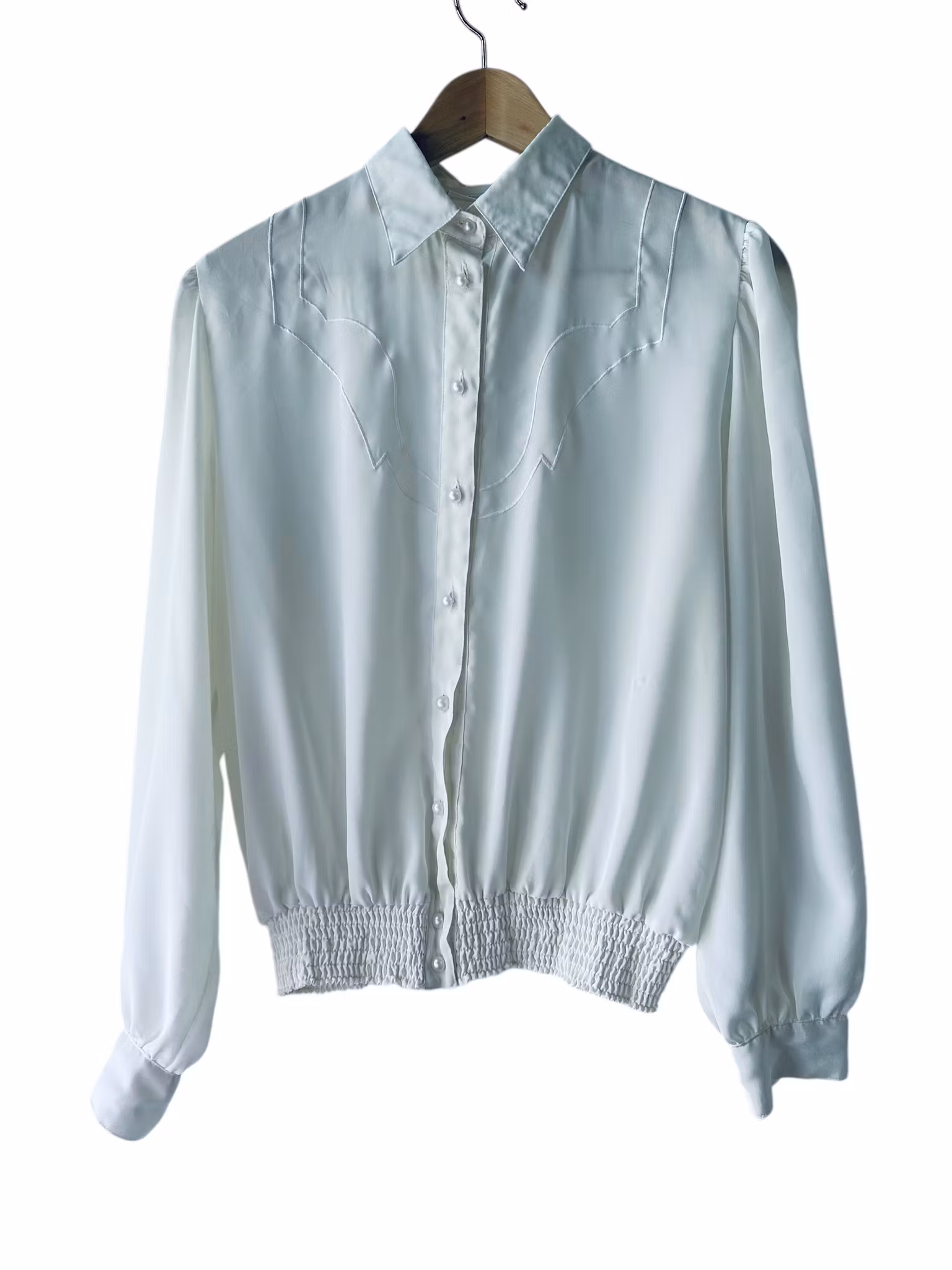 Vintage vit blus med westernkänsla