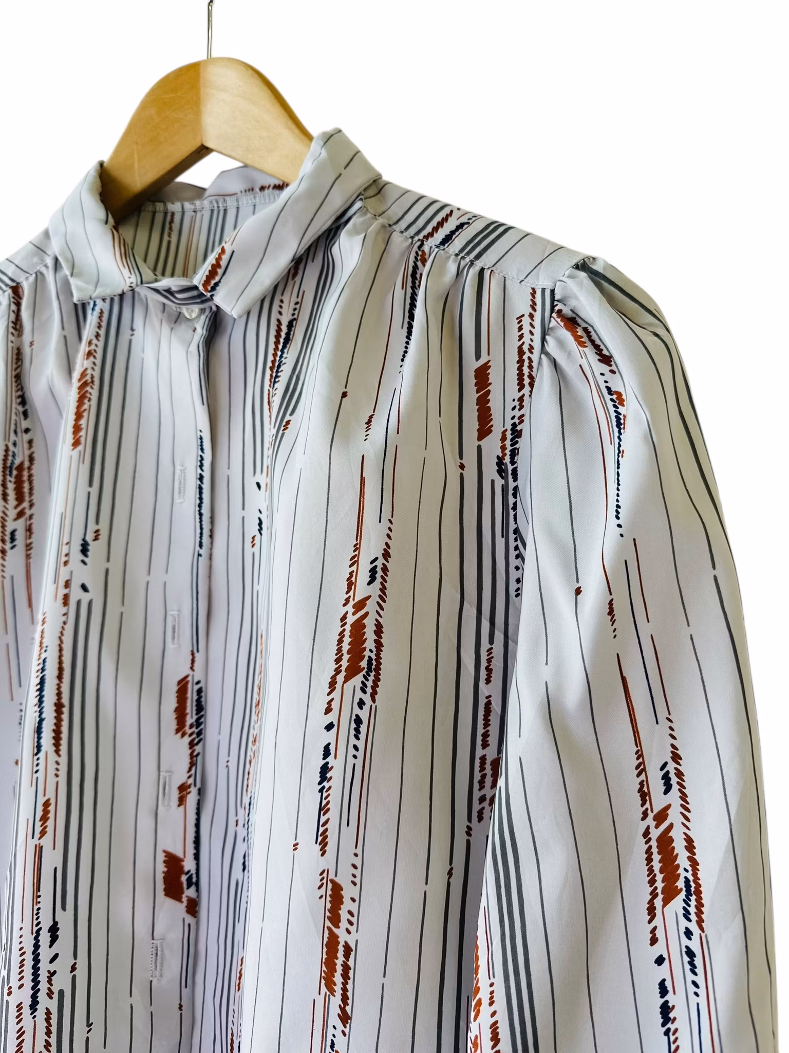 Vintage blus med kul kragdetalj