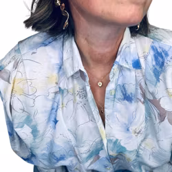 Örhängen krumelurer i guld