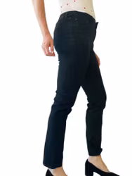 Levi’s "Slight Curve" 30/32 svarta