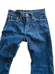 Levi’s 510 28/32 mörkblå