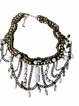 Maxat halsband med vita stenar
