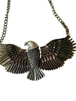 Halsband med stor örn
