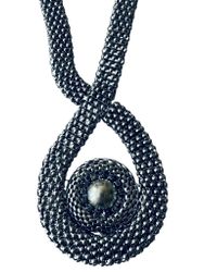Stort halsband med silverloop