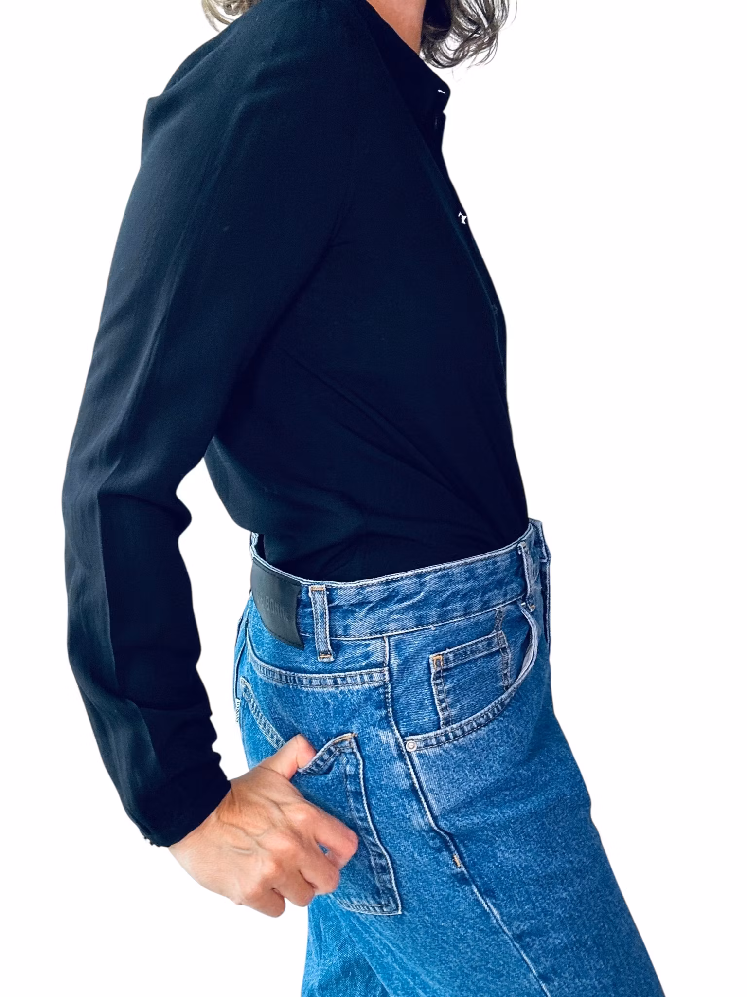 Svart blus med stjärnknappar