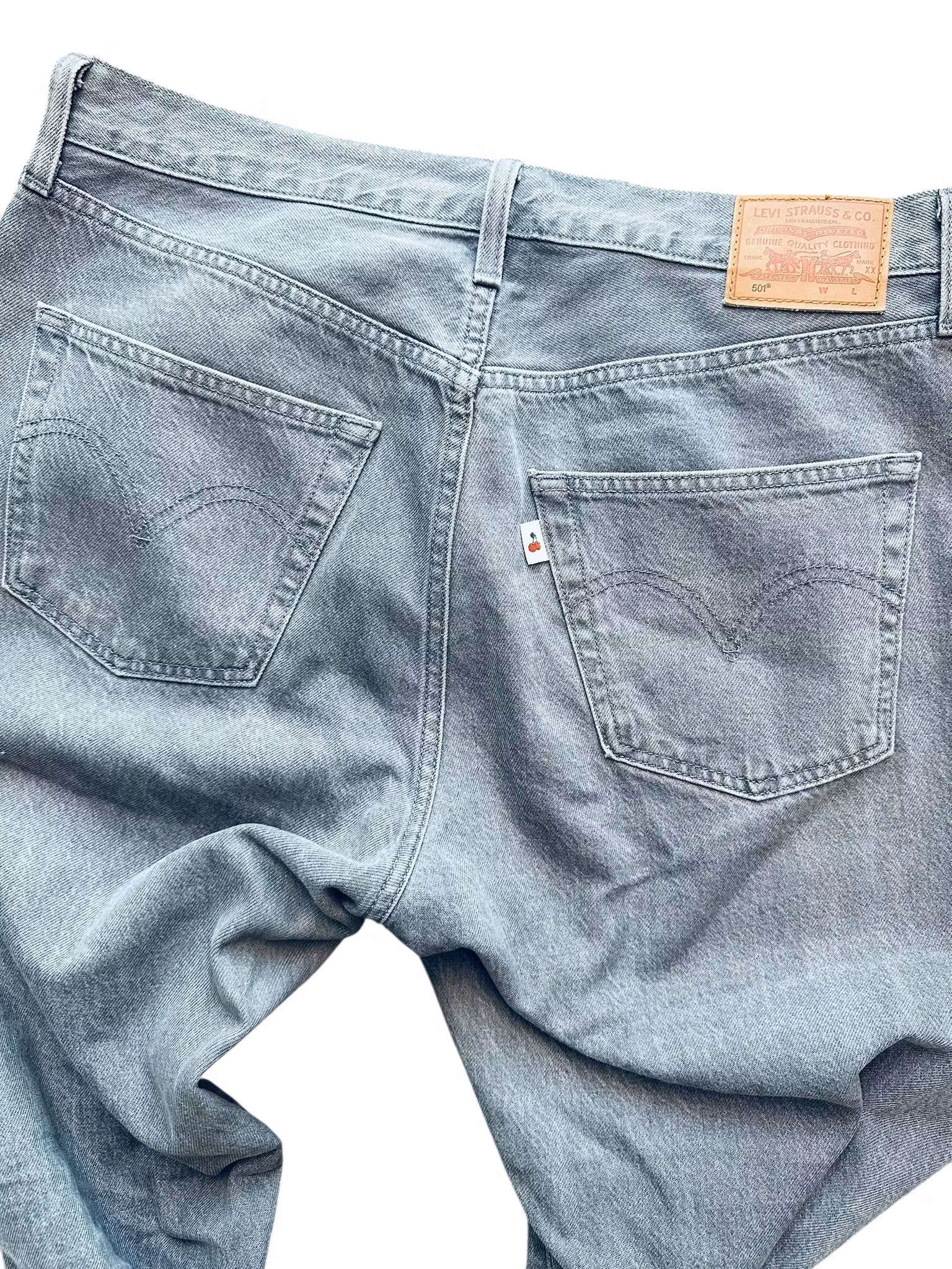 Levi’s 501 30/32 grå