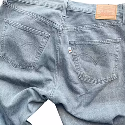 Levi’s 501 30/32 grå