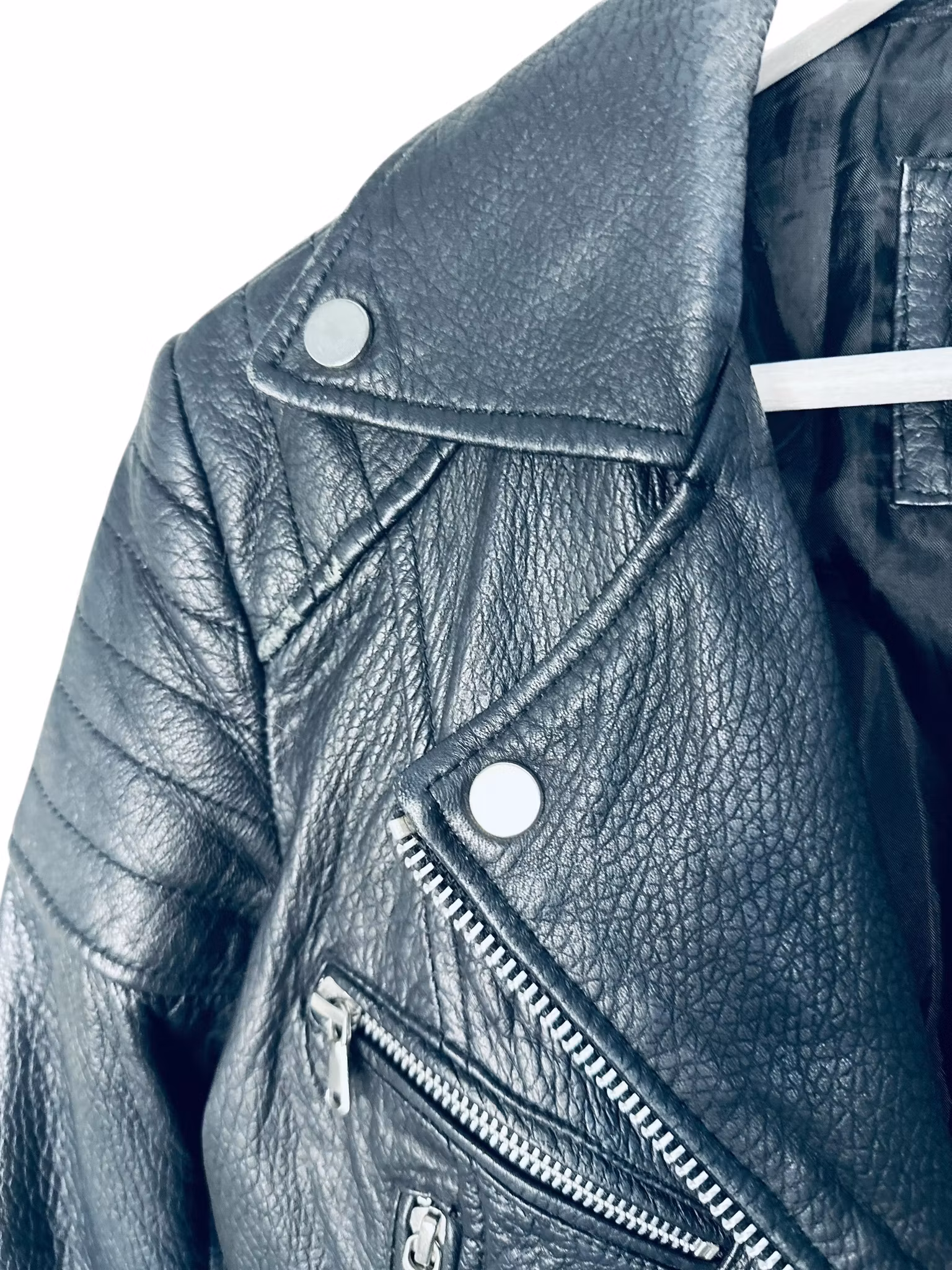 Klassisk svart biker