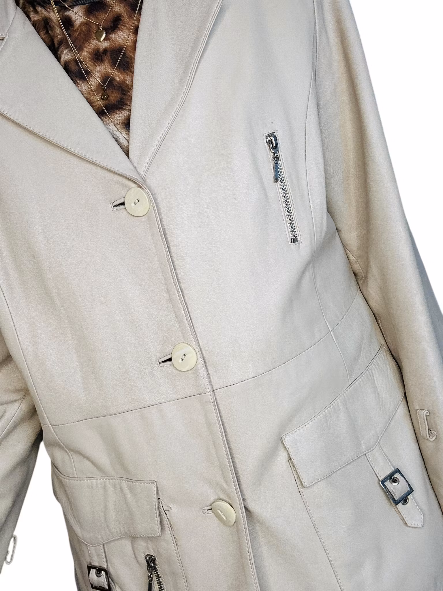 Beige skinnjacka
