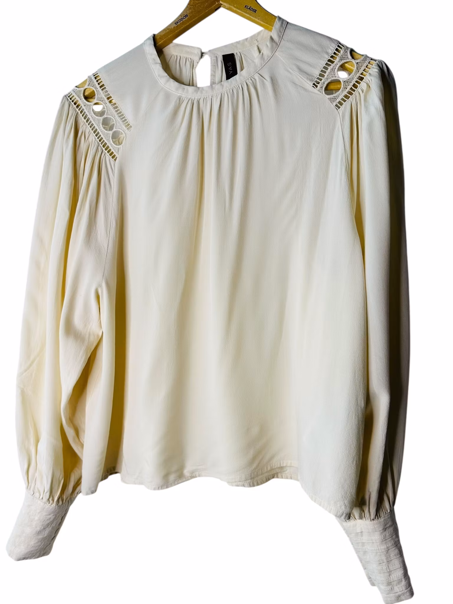 Cremevit bohemisk blus