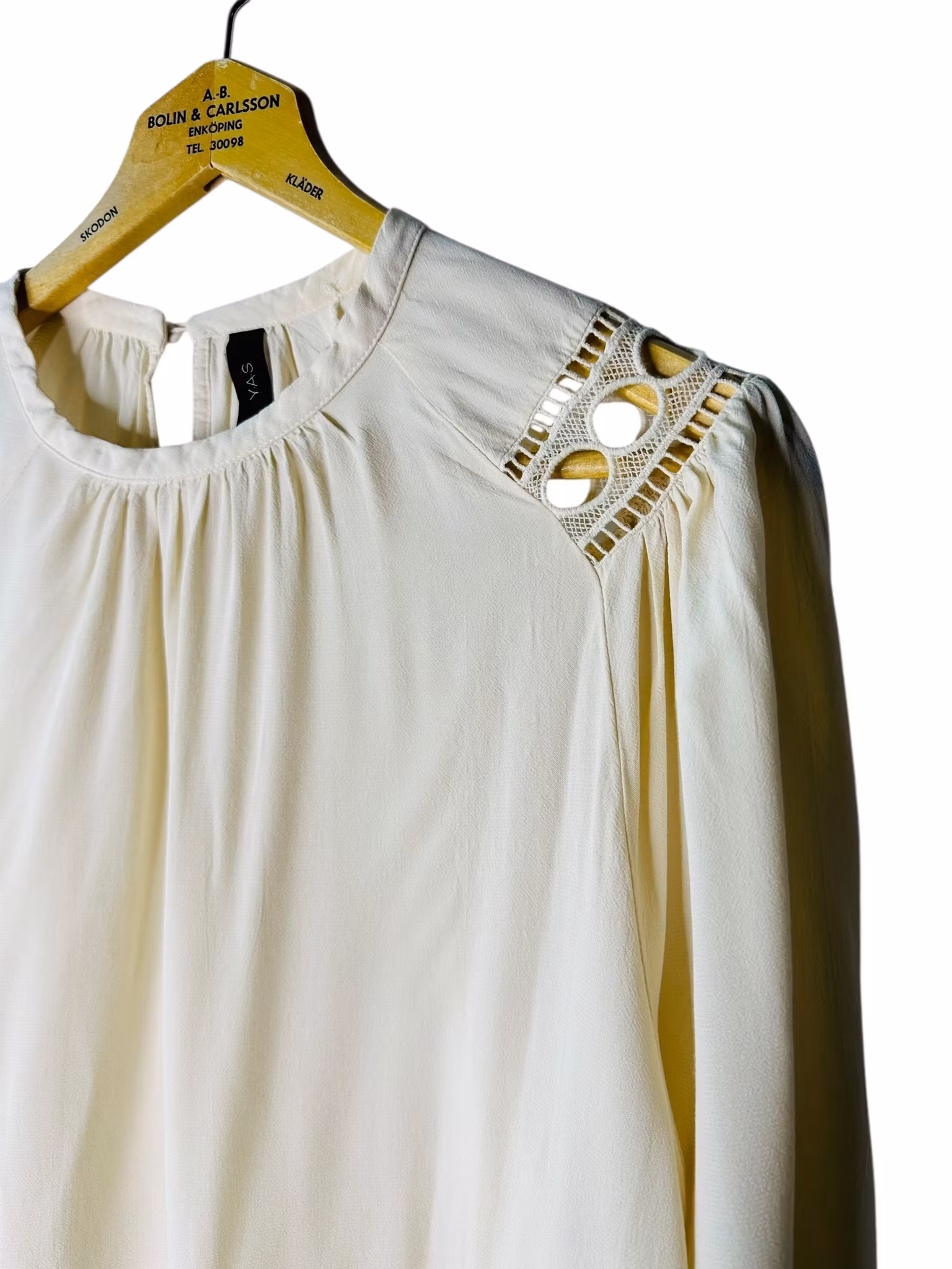 Cremevit bohemisk blus