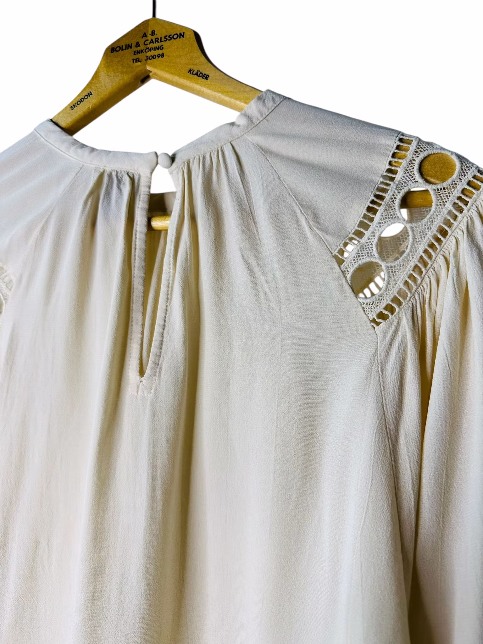Cremevit bohemisk blus