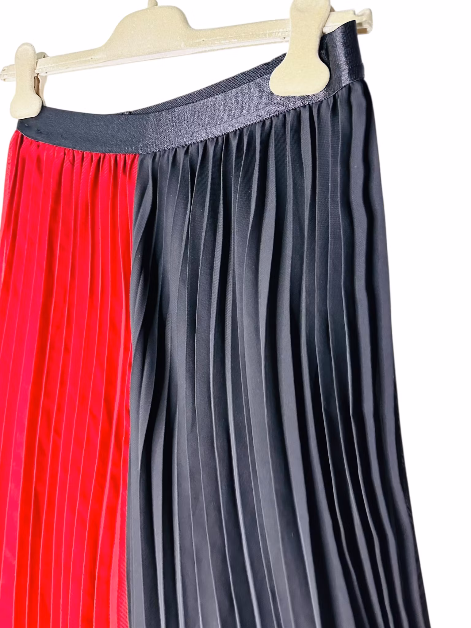 Gestuz plisserad kjol