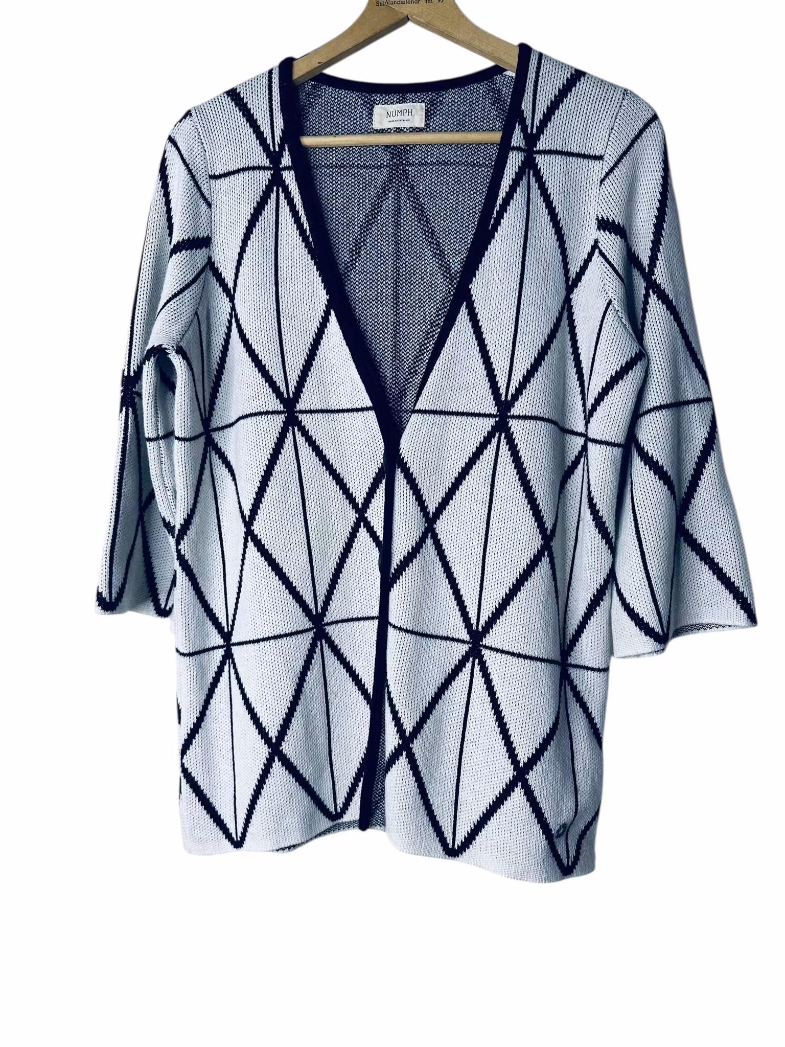 Nümph svart-vit kofta