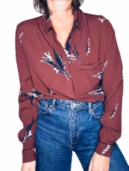 Ganni vinröd mönstrad skjorta