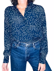 Ganni mörkblå skjorta med maskrosfrön