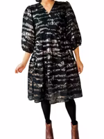 Puffig klänning i sidenmix