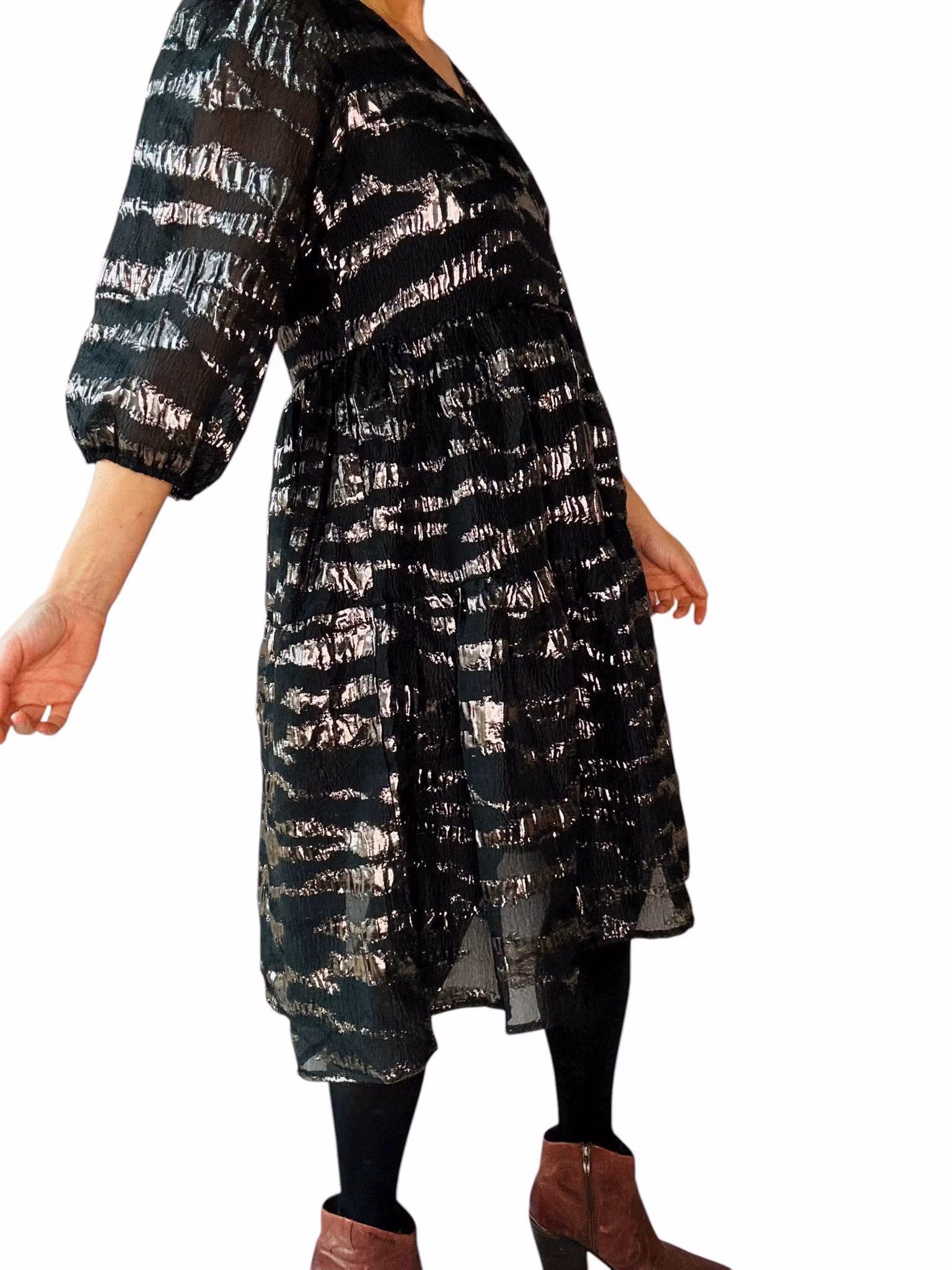 Puffig klänning i sidenmix