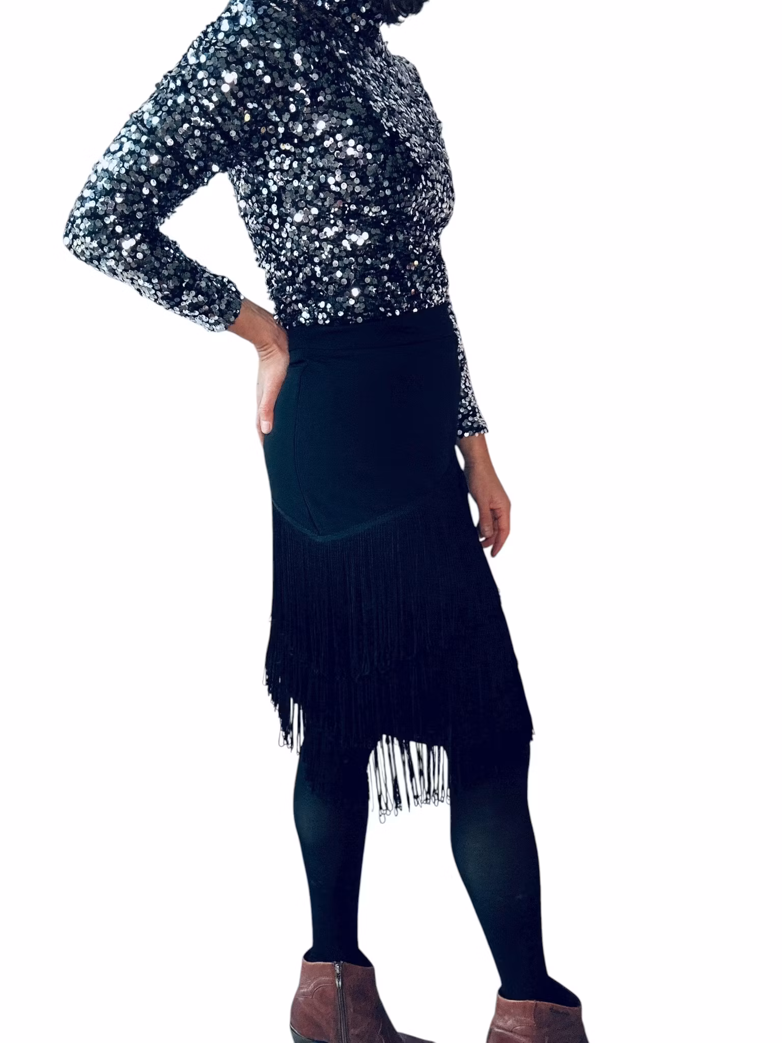 Svart kjol med fransar